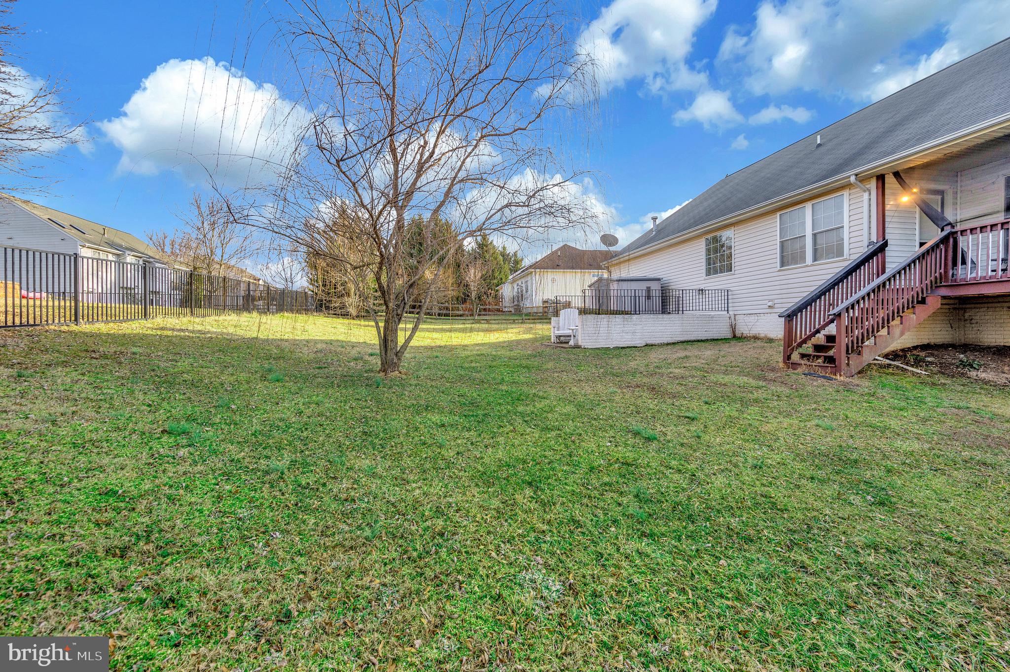 9807 MINUTEMAN COURT