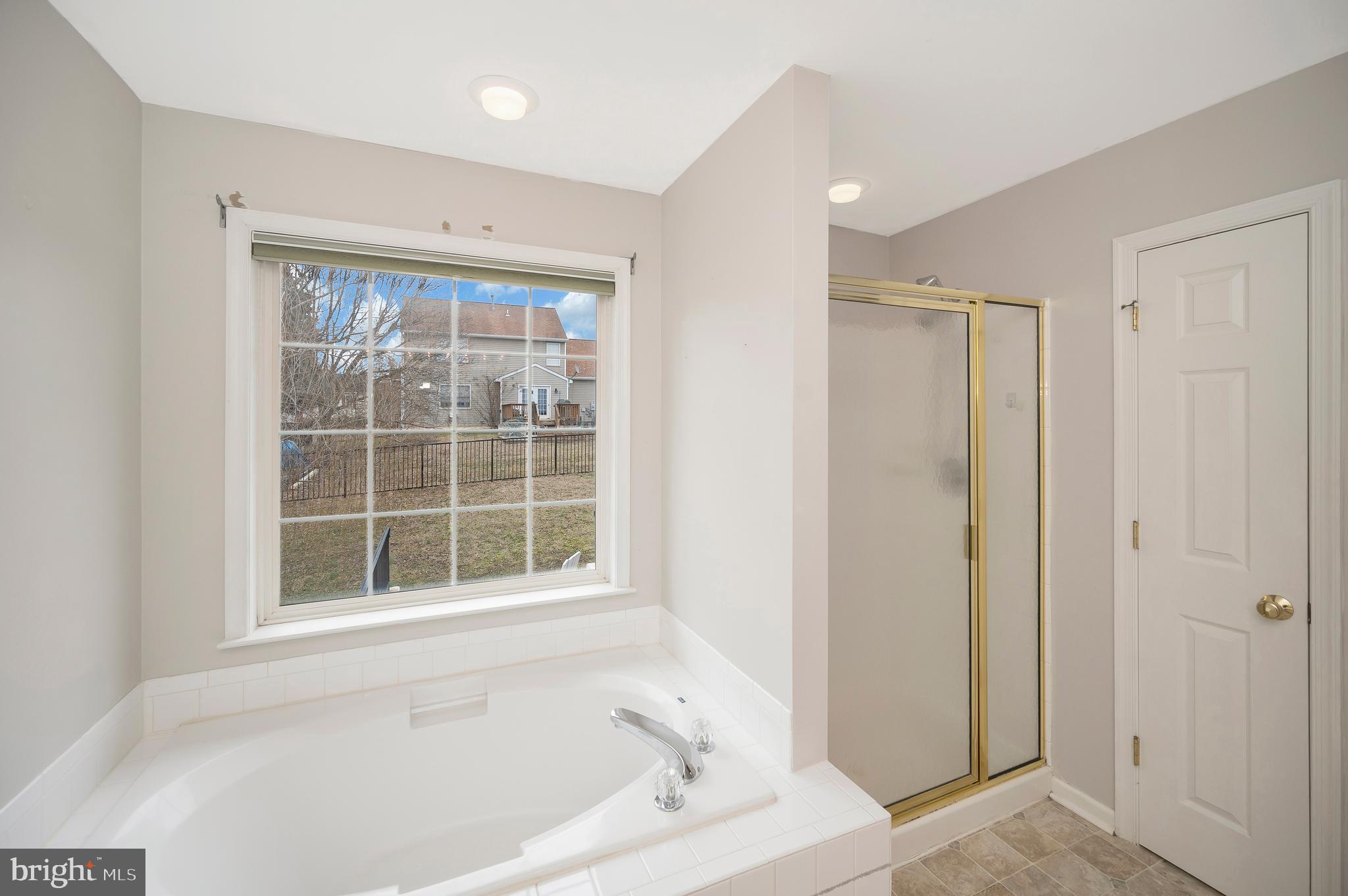 9807 MINUTEMAN COURT