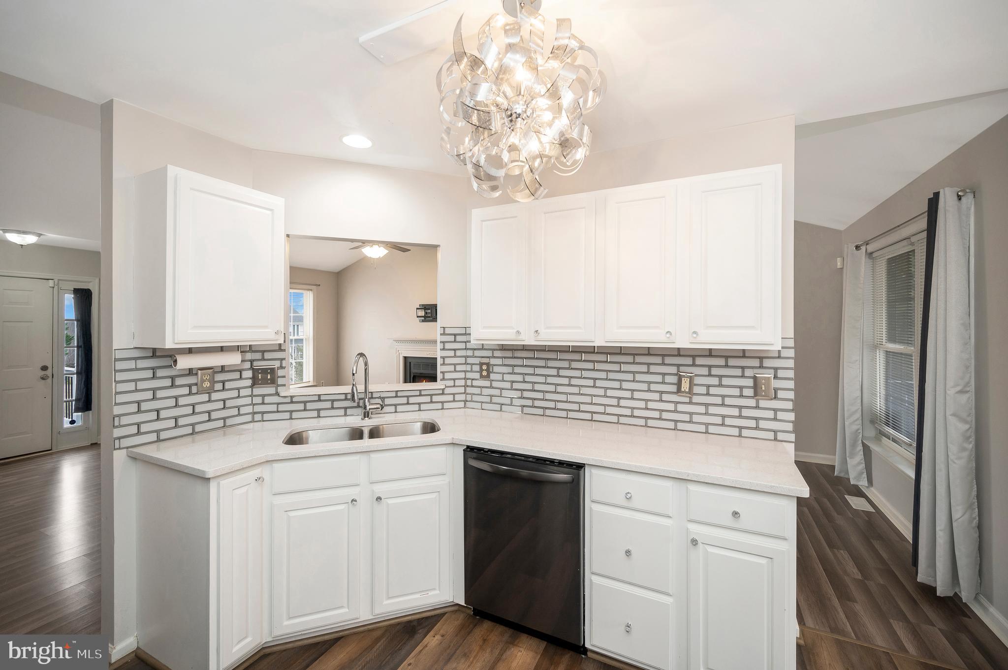 9807 MINUTEMAN COURT