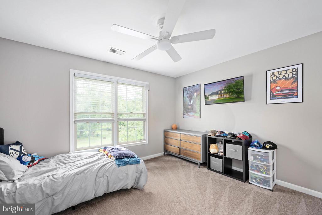 13507 FOX CHASE LANE