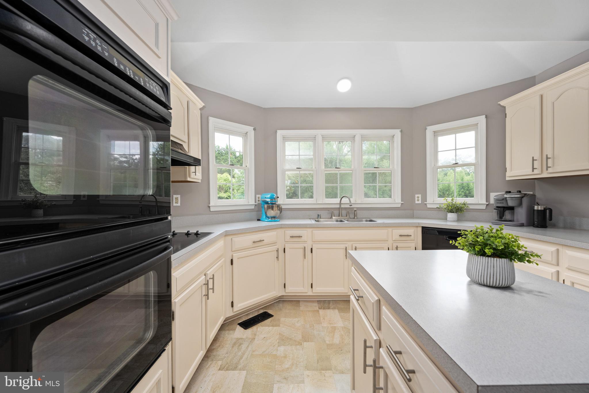 13507 FOX CHASE LANE