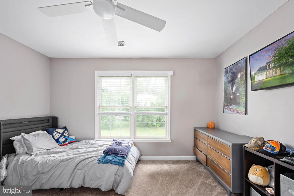13507 FOX CHASE LANE