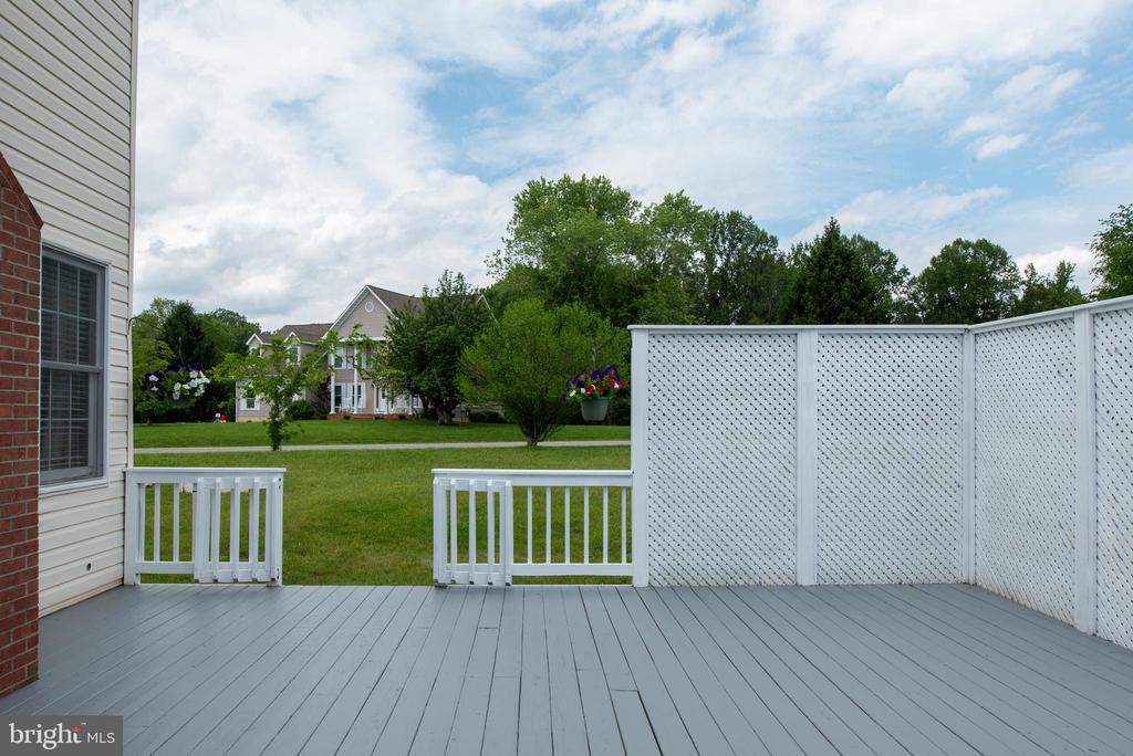 13507 FOX CHASE LANE