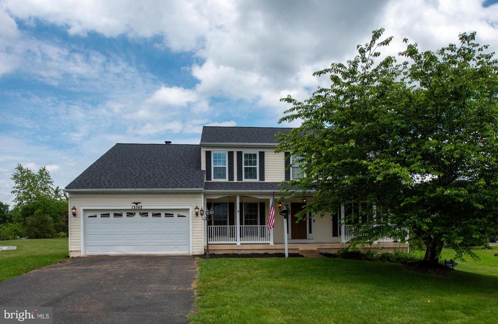 13507 FOX CHASE LANE