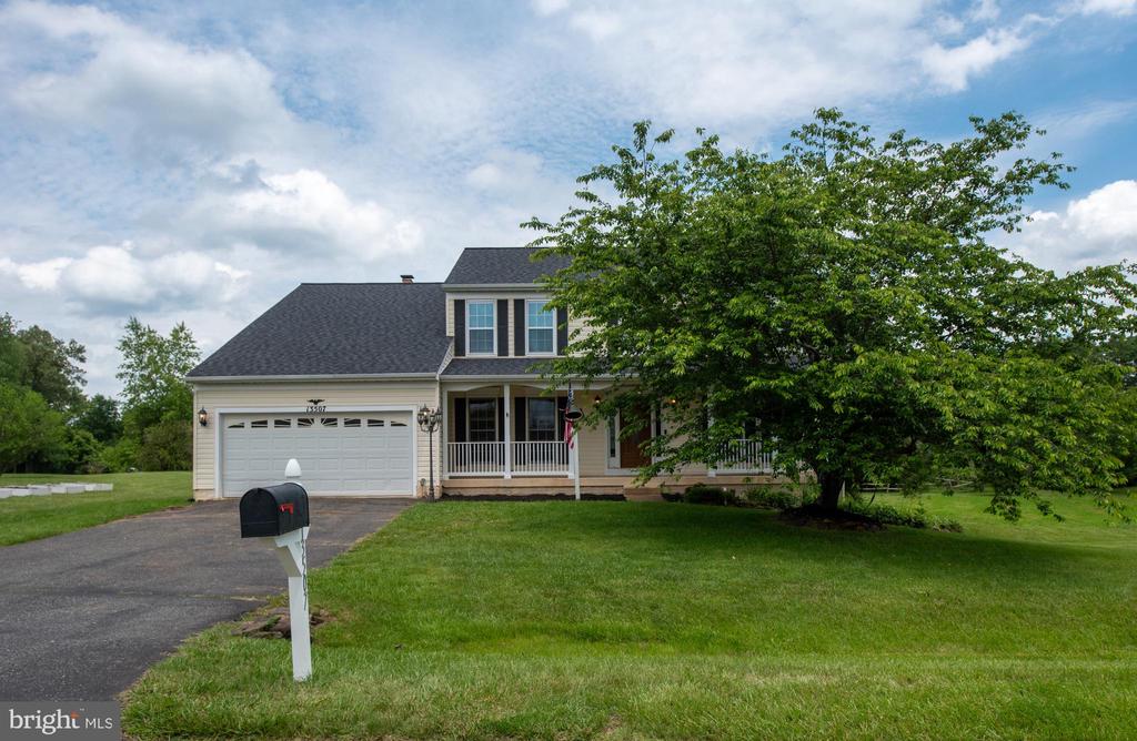 13507 FOX CHASE LANE