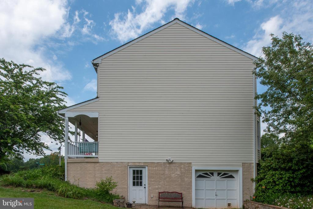 13507 FOX CHASE LANE