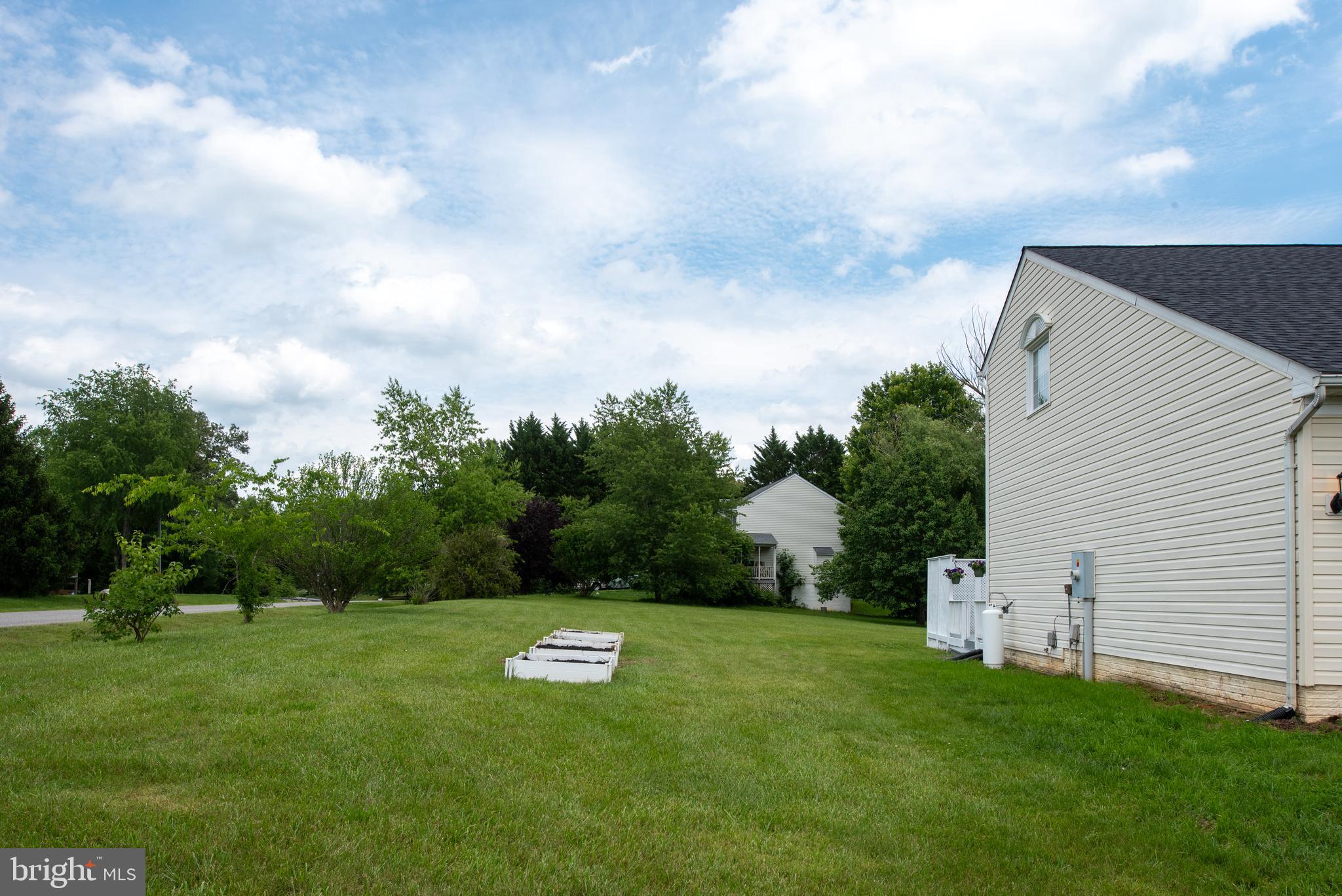 13507 FOX CHASE LANE