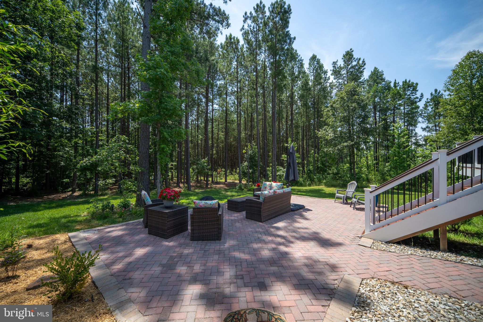 4909 DORCHESTER COURT