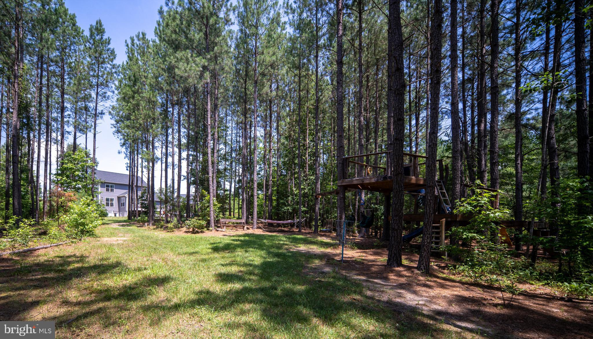 4909 DORCHESTER COURT