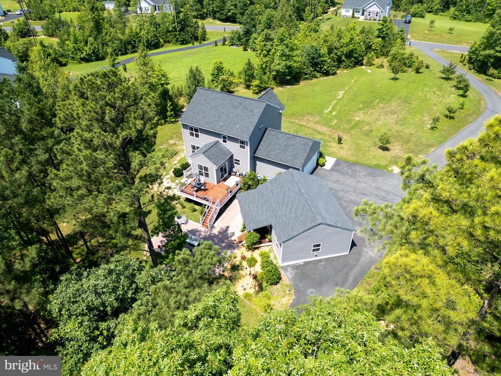 4909 DORCHESTER COURT