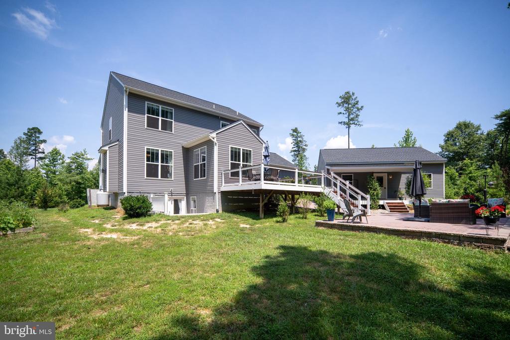 4909 DORCHESTER COURT