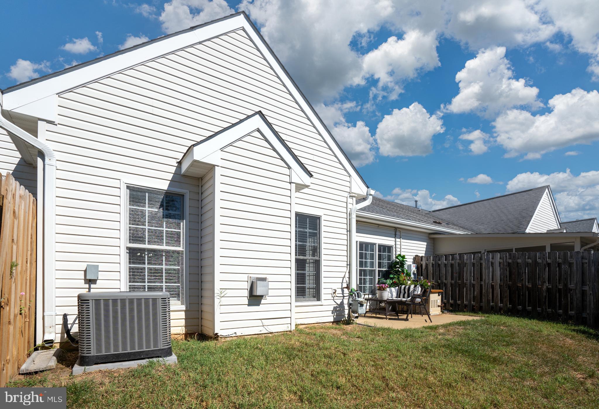 11211 SILVERSMITH LANE