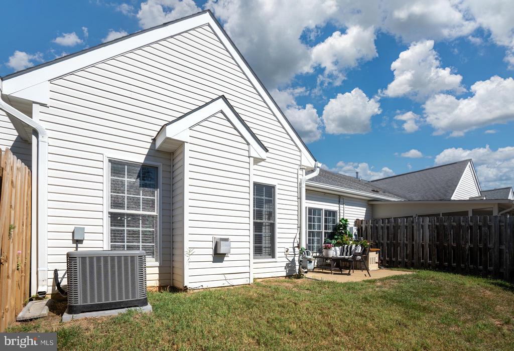 11211 SILVERSMITH LANE