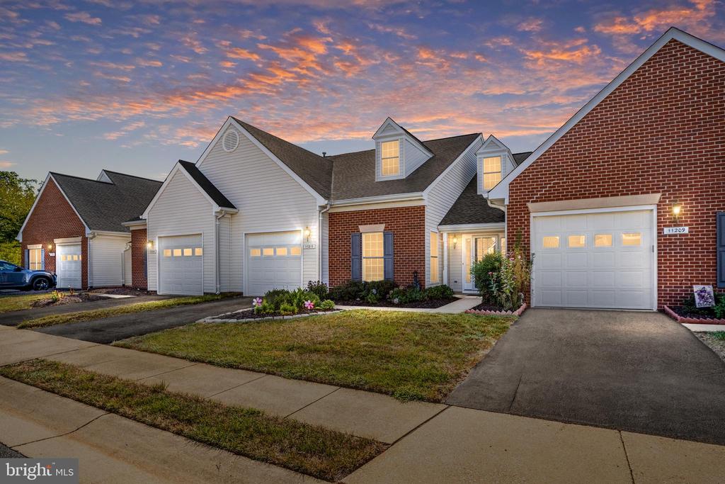 11211 SILVERSMITH LANE