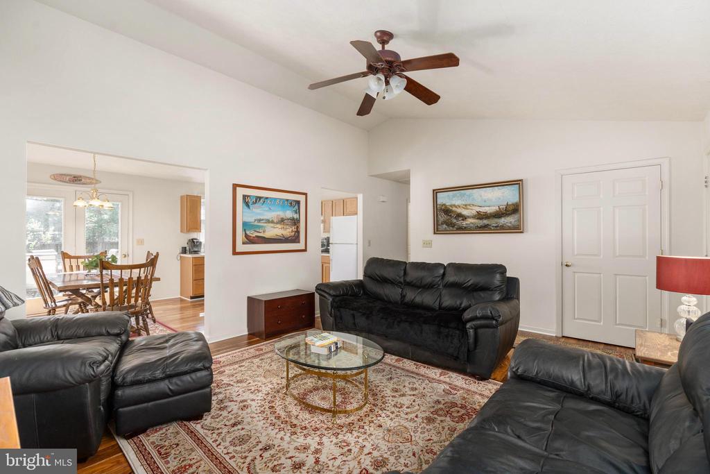 2500 MELCHRIS COURT