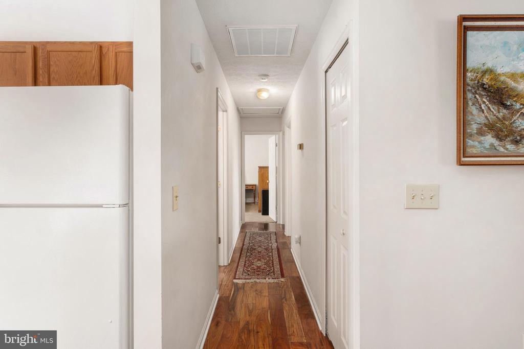 2500 MELCHRIS COURT