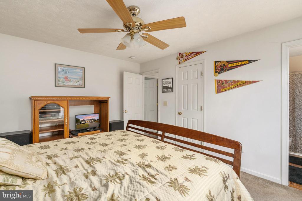 2500 MELCHRIS COURT