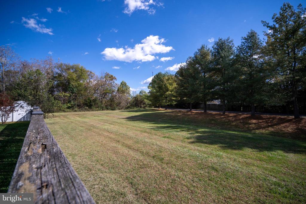 2500 MELCHRIS COURT