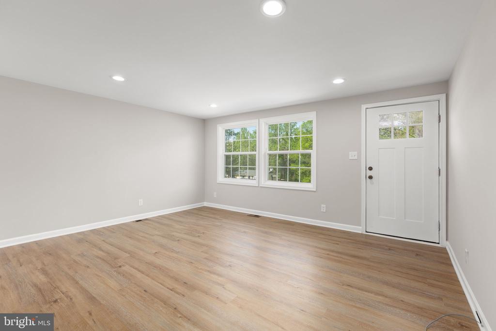 6514 DEERSKIN DRIVE