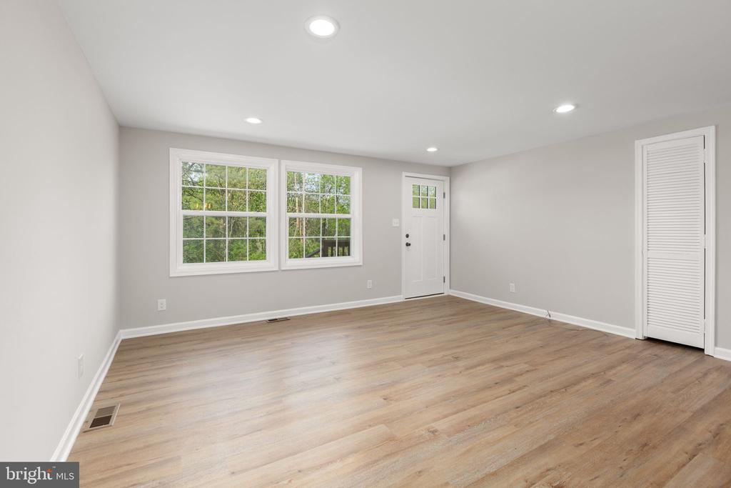 6514 DEERSKIN DRIVE