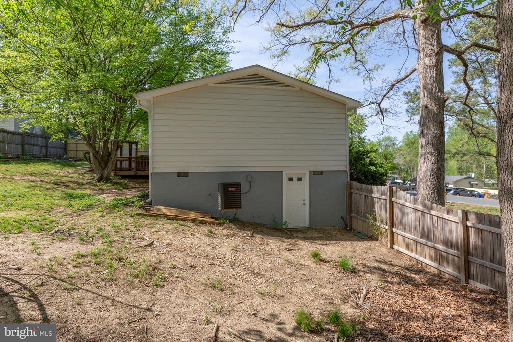 6514 DEERSKIN DRIVE