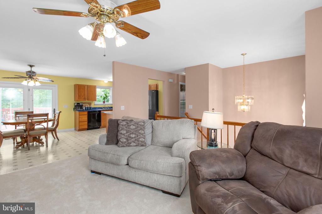 12215 STONEHENGE DRIVE
