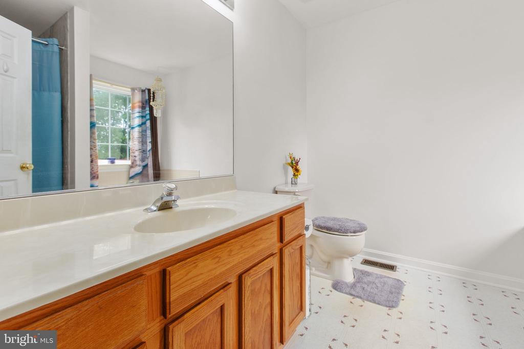 12215 STONEHENGE DRIVE