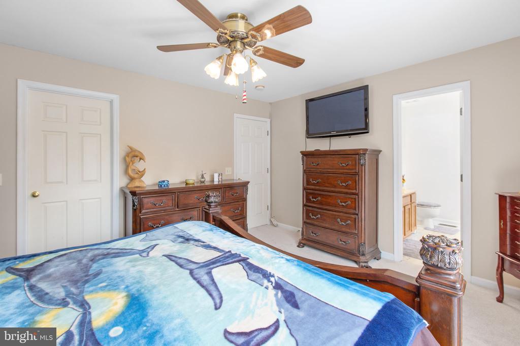 12215 STONEHENGE DRIVE