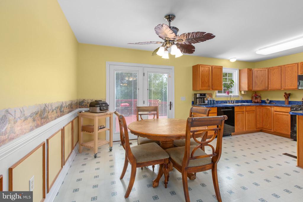 12215 STONEHENGE DRIVE