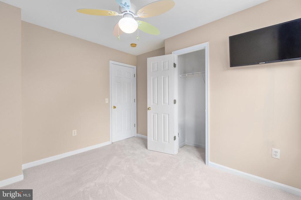 12215 STONEHENGE DRIVE