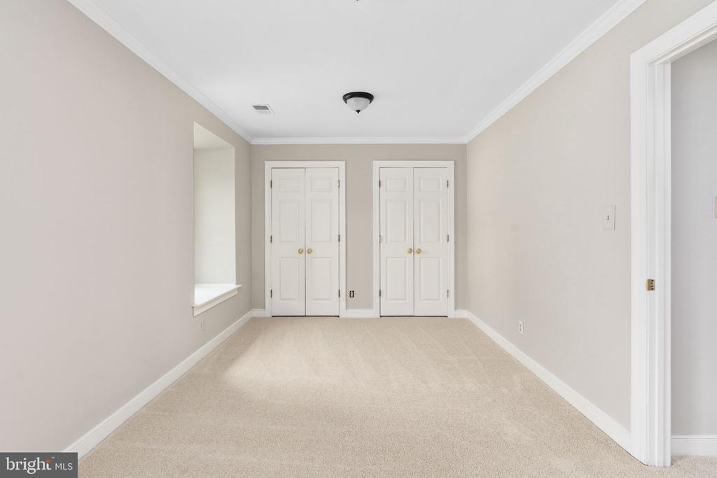 9 SANFORD CIRCLE