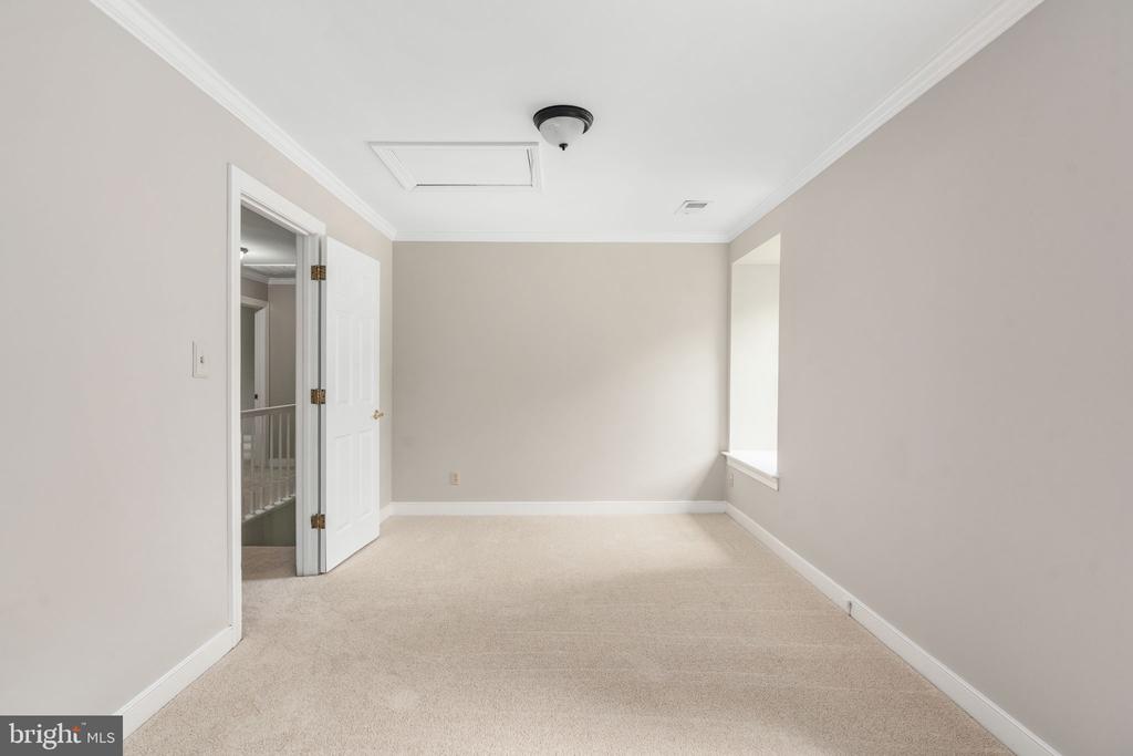 9 SANFORD CIRCLE