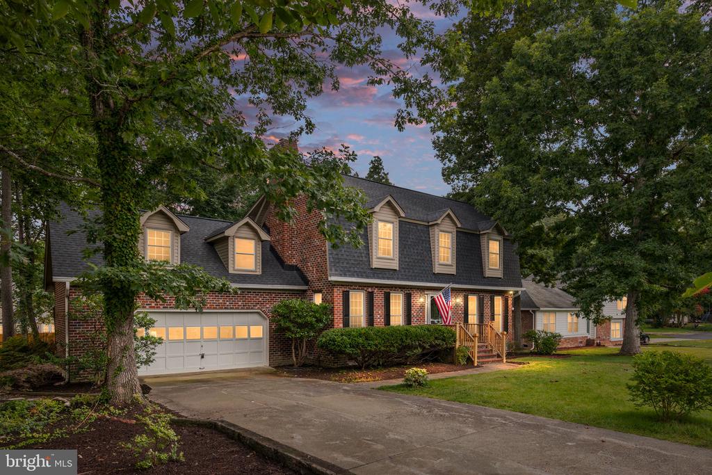 9 SANFORD CIRCLE