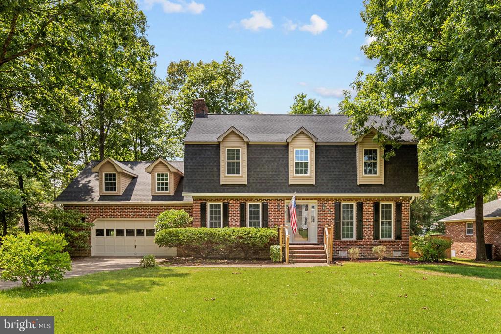9 SANFORD CIRCLE