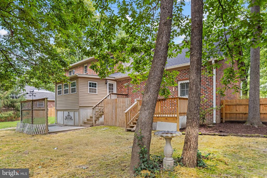9 SANFORD CIRCLE