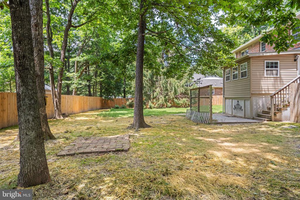 9 SANFORD CIRCLE