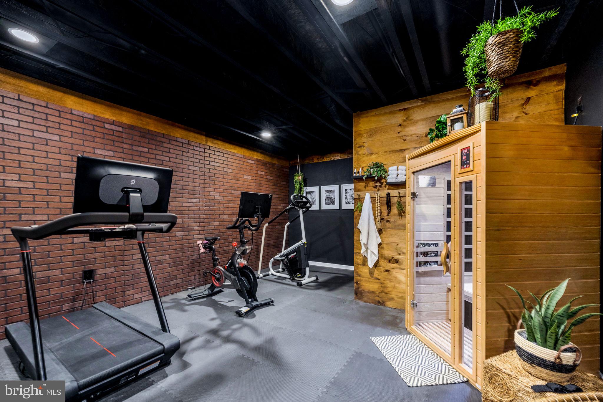 40 SOUTHERN VIEW DRIVE