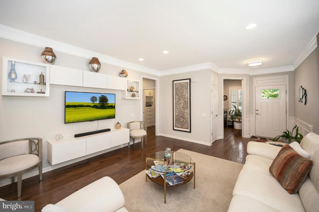 101 MONTERA AVENUE