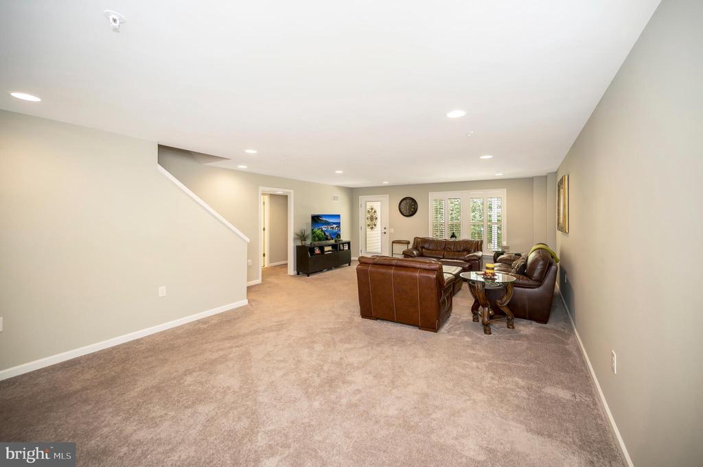 101 MONTERA AVENUE