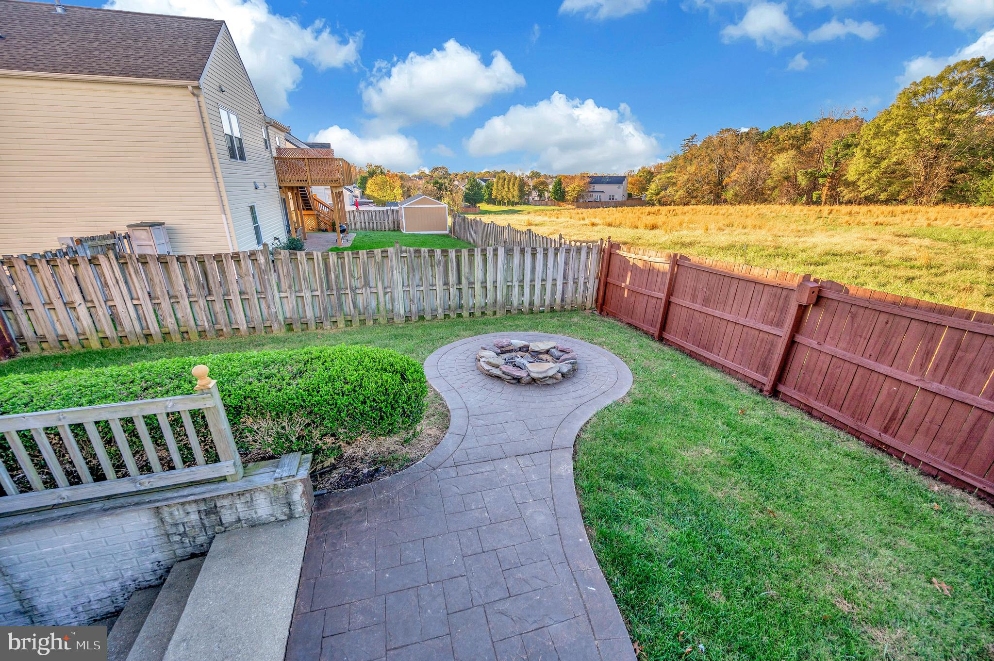 8 LITTLE FIELD DRIVE