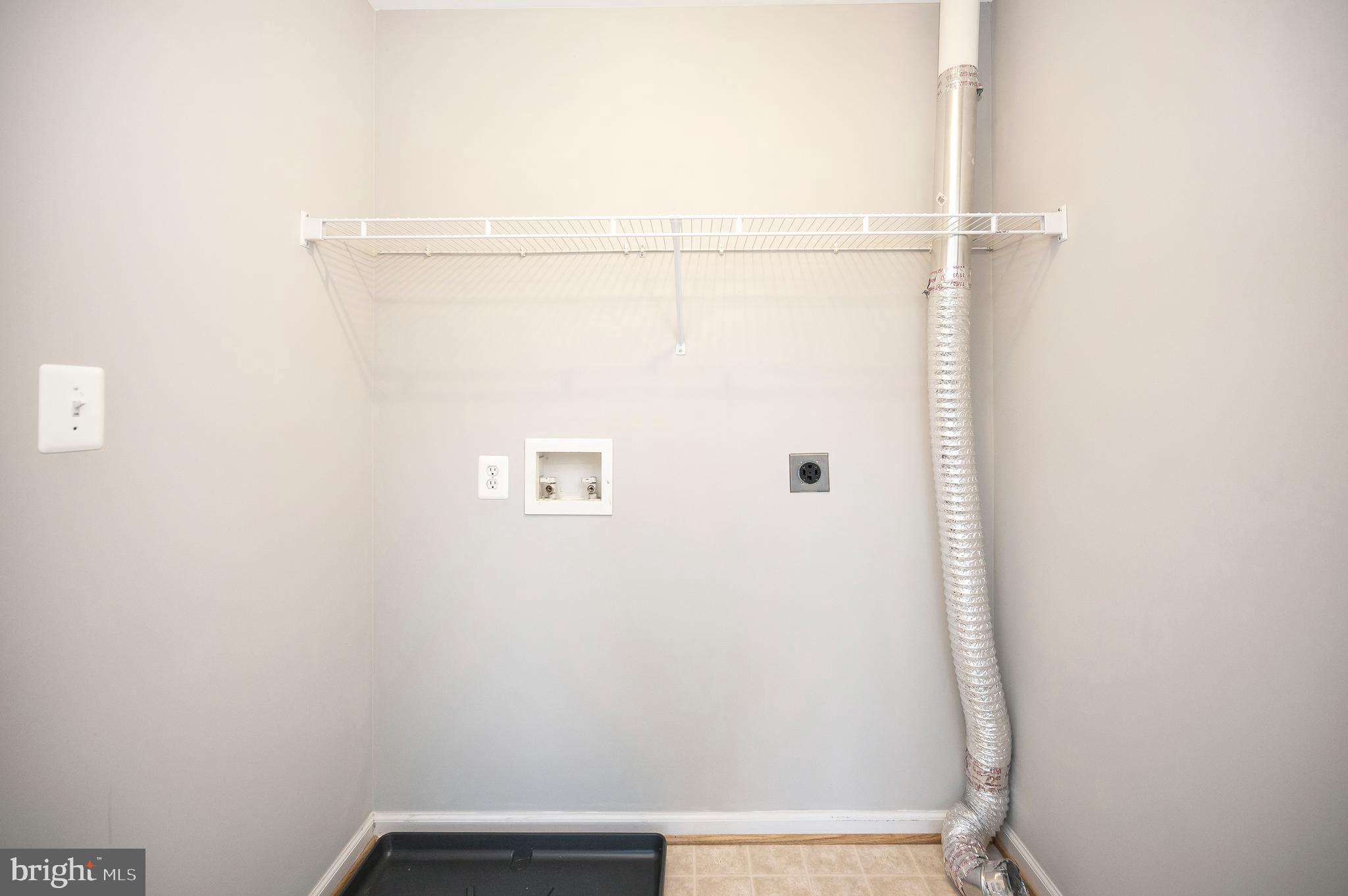 8 LITTLE FIELD DRIVE