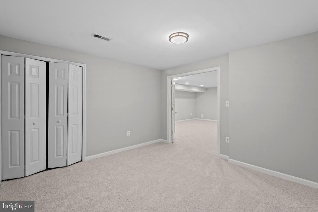 85 BRUSH EVERARD COURT
