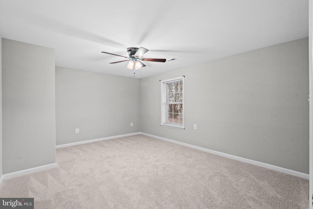 85 BRUSH EVERARD COURT