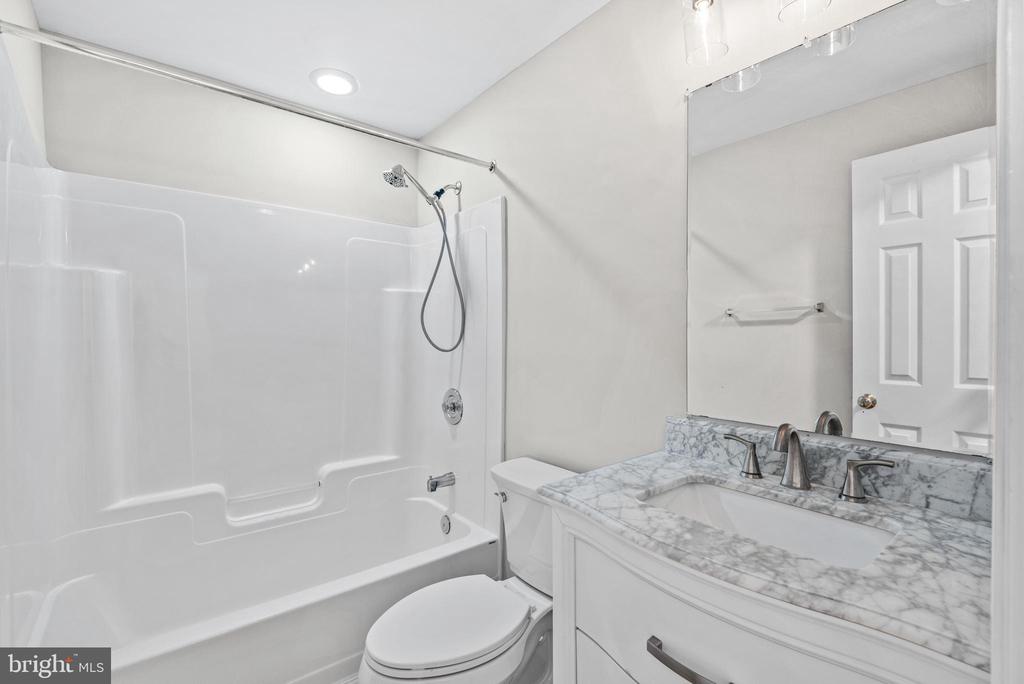 85 BRUSH EVERARD COURT