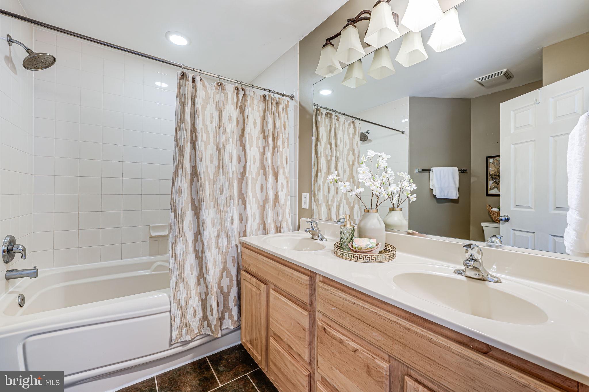 20 BREEZY HILL DRIVE