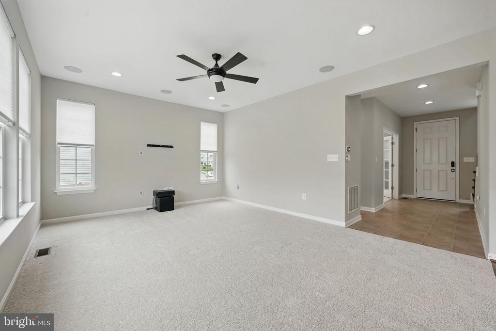 11 WORSHAM LANE