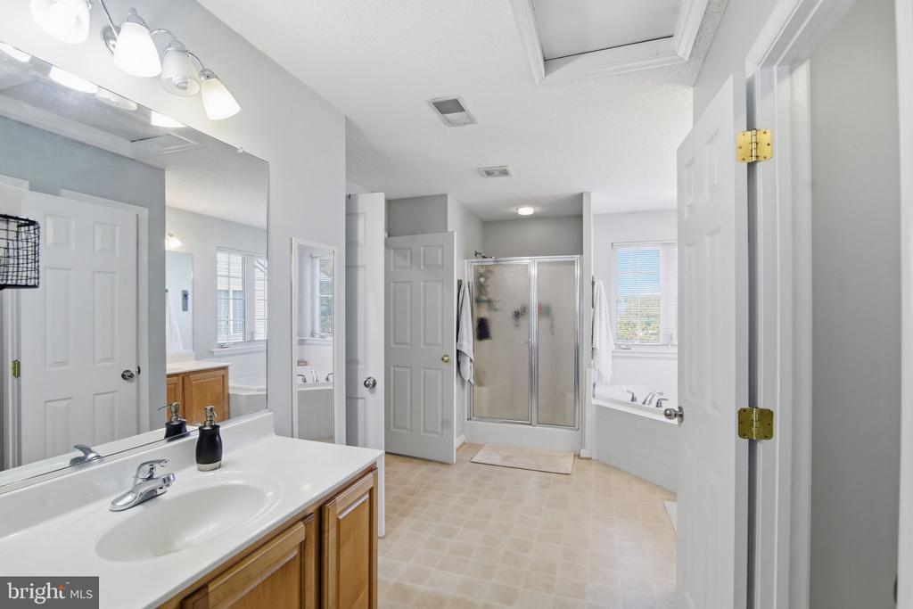3 RIXEY COURT