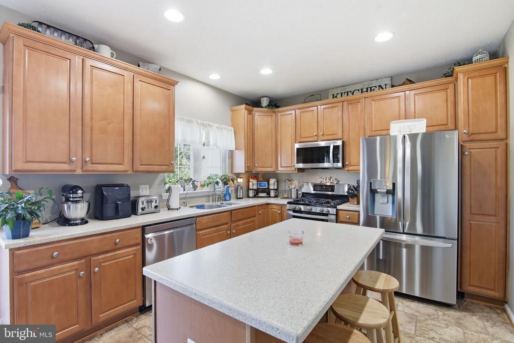 3 RIXEY COURT
