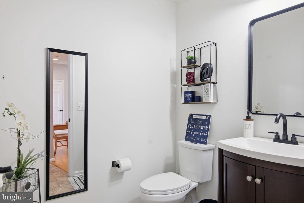 3 RIXEY COURT