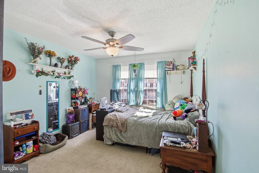 3 RIXEY COURT